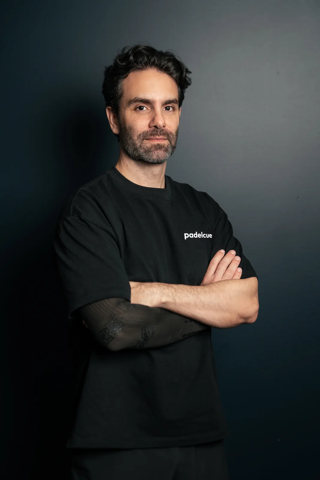 Mo Niaki, founder of PadelCue.